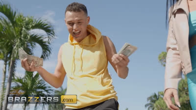 Brazzers - Exhibitionist Jada Sparks Meets Tourist Jordi in Public &amp; Decides to get a Good Dose of Fucking with Him xHamster